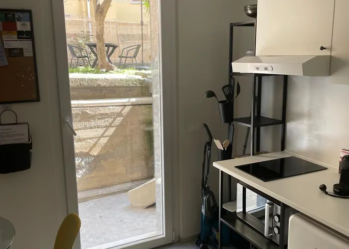 Marlene's 3 Apartment *